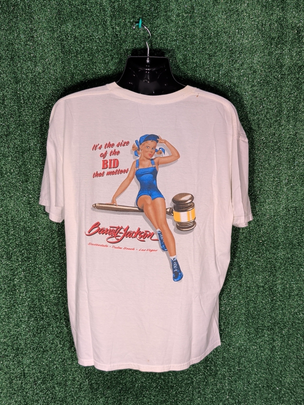 Barrett-Jackson Car Auction Pin Up Girl Graphic T-shirt Size 2XL Red Bar Anvil